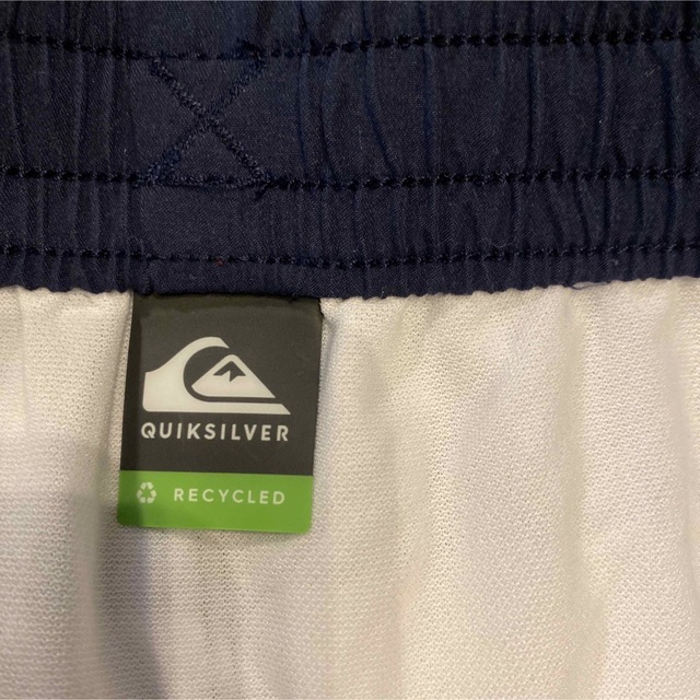 QUIKSILVER(クイックシルバー)のクイックシルバーボーダー水着 キッズ/ベビー/マタニティのキッズ服男の子用(90cm~)(水着)の商品写真