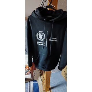 BALENCIAGA(パーカー)のフリマアイテム一覧 BALENCIAGA(パーカー)のフリマアイテム一覧