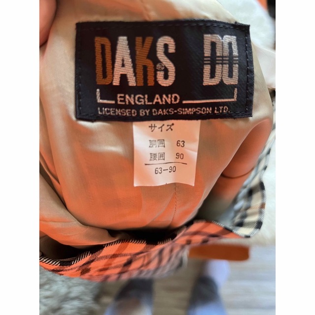 DAKS(ダックス)の【美品】DAKS ジャケット　スカート　セットアップ　2ピース レディースのフォーマル/ドレス(スーツ)の商品写真