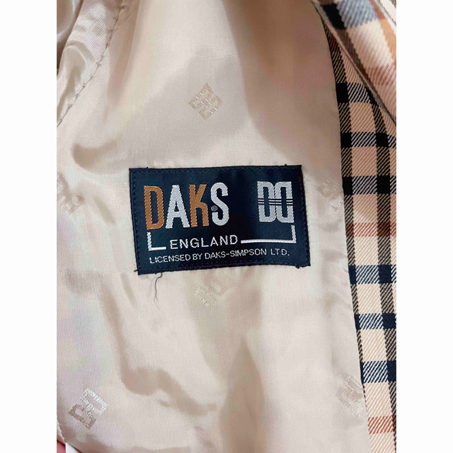 DAKS(ダックス)の【美品】DAKS ジャケット　スカート　セットアップ　2ピース レディースのフォーマル/ドレス(スーツ)の商品写真