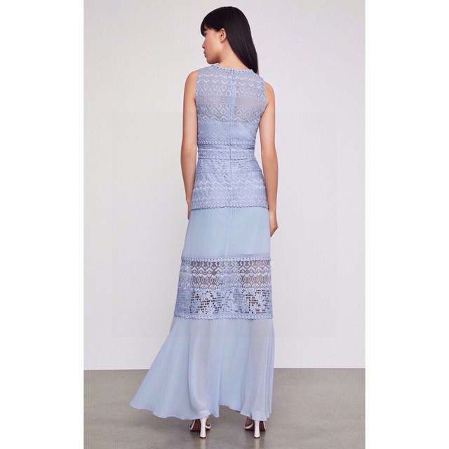 BCBGMAXAZRIA(ビーシービージーマックスアズリア)のsale❤️BCBGMAXAZRIA新作新品　ブルー　ロングワンピース ドレス レディースのフォーマル/ドレス(ロングドレス)の商品写真