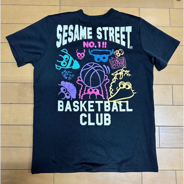 SESAME STREET(セサミストリート)の【中古】セサミストリート バスケットボールTシャツ レディースS スポーツ/アウトドアのスポーツ/アウトドア その他(バスケットボール)の商品写真