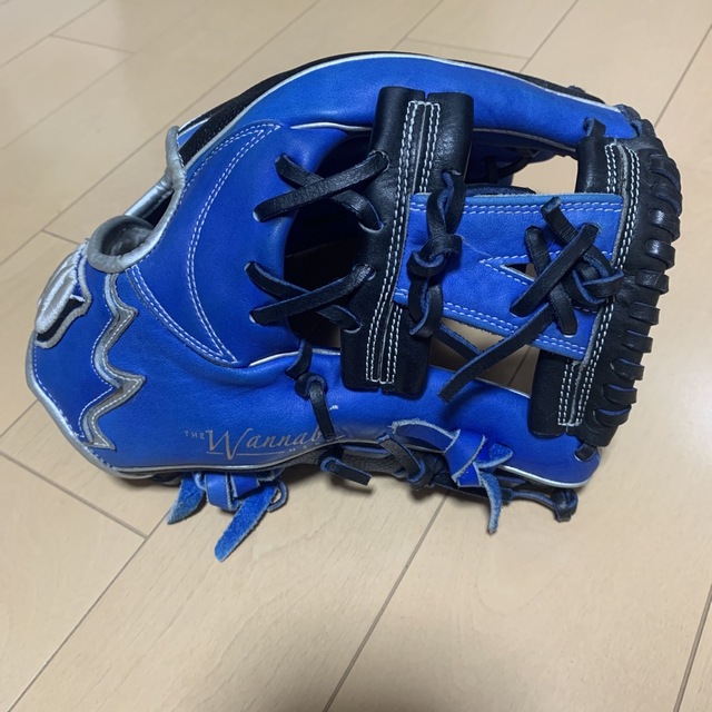 wilson(ウィルソン)の軟式グローブ  ウィルソン　内野手　ワナビーヒーロー スポーツ/アウトドアの野球(グローブ)の商品写真