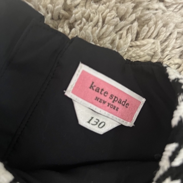 kate spade new york(ケイトスペードニューヨーク)のケイトスペード　ワンピース　130 キッズ/ベビー/マタニティのキッズ服女の子用(90cm~)(ワンピース)の商品写真