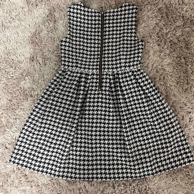 kate spade new york(ケイトスペードニューヨーク)のケイトスペード　ワンピース　130 キッズ/ベビー/マタニティのキッズ服女の子用(90cm~)(ワンピース)の商品写真