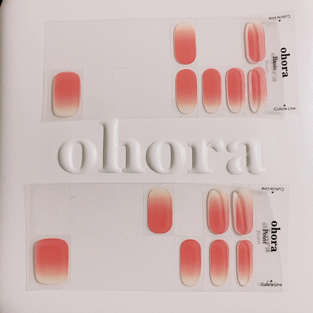 ohora(オホーラ)のohora ピンクグラデーション14枚 コスメ/美容のネイル(ネイル用品)の商品写真