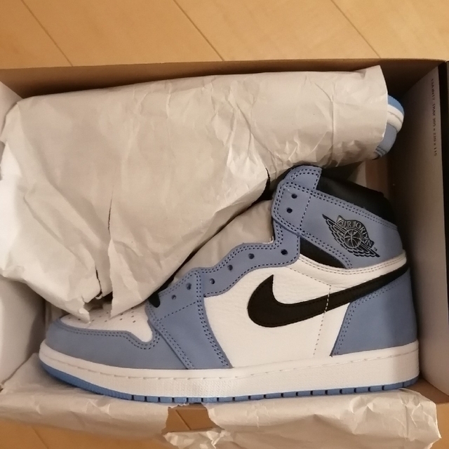 NIKE AIR JORDAN1 HIGH OG UNIVERSITY BLUE