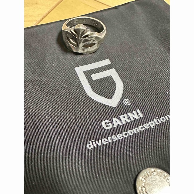 GARNI(ガルニ)の【9 号】GARNI Domino Mask Ring メンズのアクセサリー(リング(指輪))の商品写真