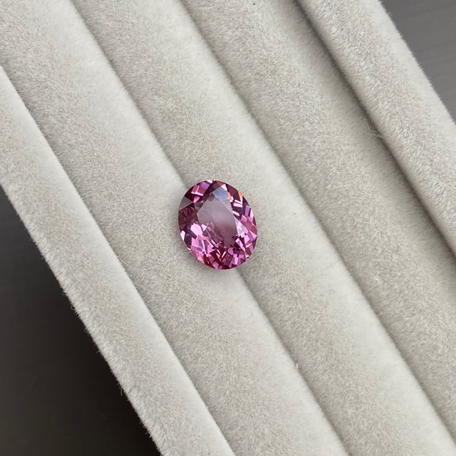 パープルスピネル 1.43ct - 1