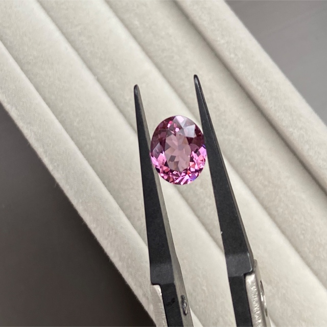 パープルスピネル 1.43ct - 2