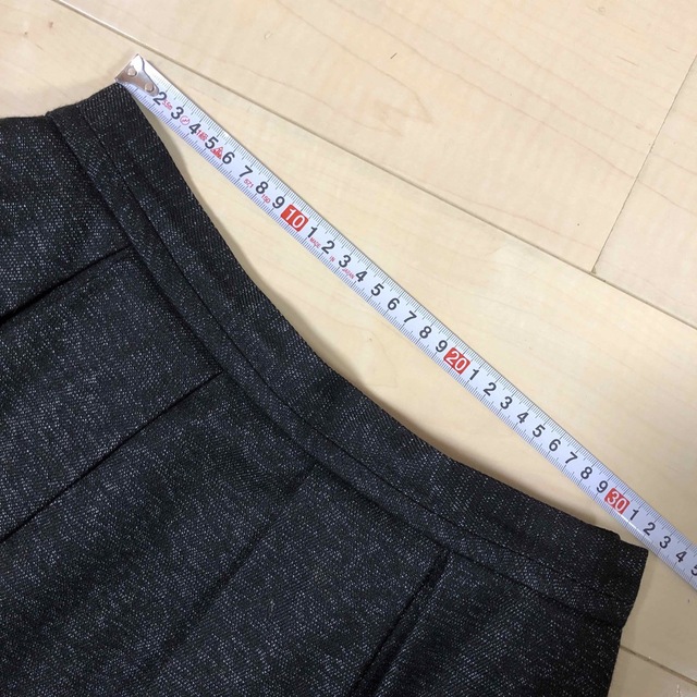 NATURAL BEAUTY(ナチュラルビューティー)の黒系プリーツスカート レディースのスカート(ひざ丈スカート)の商品写真
