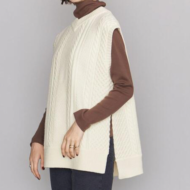 UNITED ARROWS P フリル ニットベスト オフホワイト 新品 tivicr.com