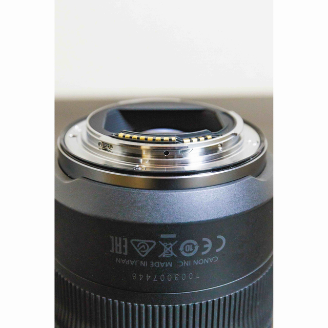 Canon(キヤノン)のCanon RF 24-105mm F4 【美品】 スマホ/家電/カメラのカメラ(レンズ(ズーム))の商品写真