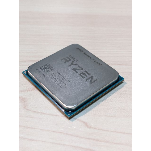 AMD  Ryzen 5  2600  ※本体と説明書のみ