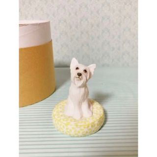 ロイヤルドルトン(Royal Doulton)のロイヤルドルトン　犬の置物　箱あり(置物)