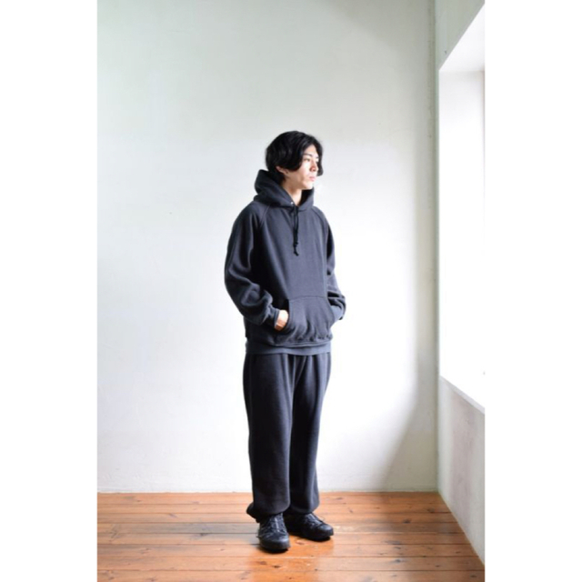 现货 COMOLI 22aw コットン吊裏毛 スウェットパンツ FADE BLACK