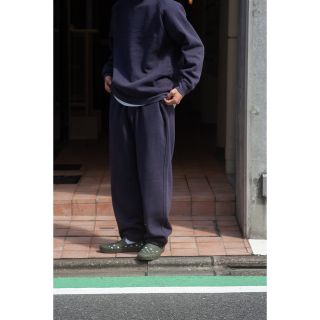 COMOLI 22aw コットン吊裏毛 スウェットパンツ FADE BLACK