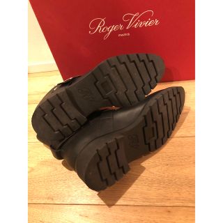 ROGER VIVIER - ロジェヴィヴィエ Rogervivierショートブーツ 黒