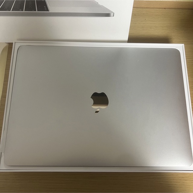 Mac (Apple)(マック)のapple MacBook Pro 2017 スマホ/家電/カメラのPC/タブレット(ノートPC)の商品写真
