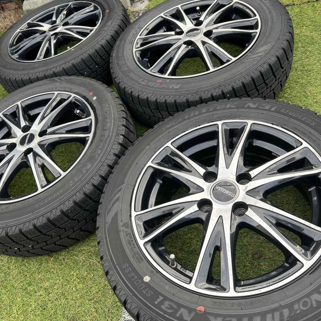 ☆美品14インチ☆バリ溝スタッドレス☆165/70R14☆アクアフィット等☆