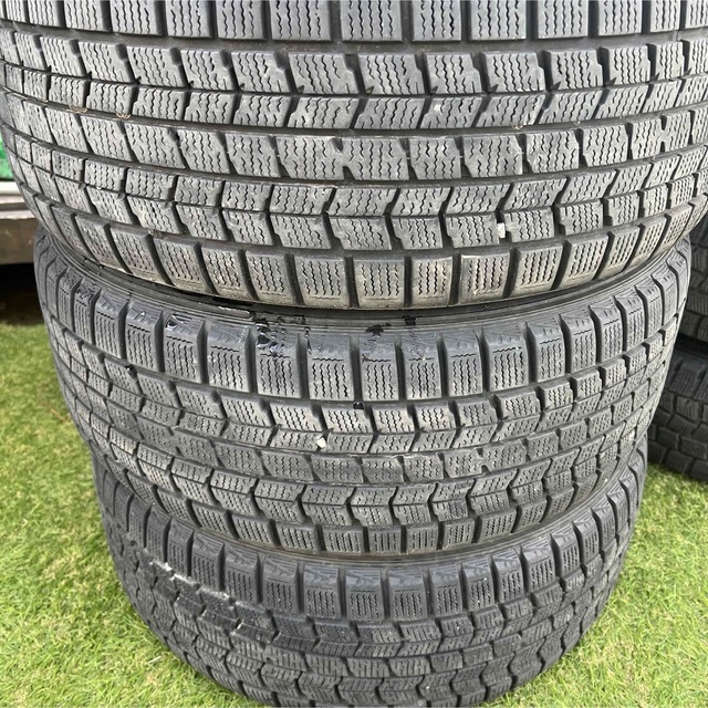 DUNLOP(ダンロップ)の☆18インチ☆スタッドレス付☆225/45R18☆クラウンオデッセイ等に☆ 自動車/バイクの自動車(タイヤ・ホイールセット)の商品写真