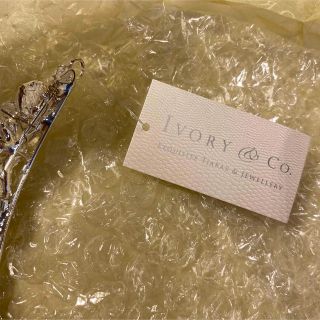 新品試着1回のみタグ有り！】【ivory＆co.】ティアラ Alexandraの通販