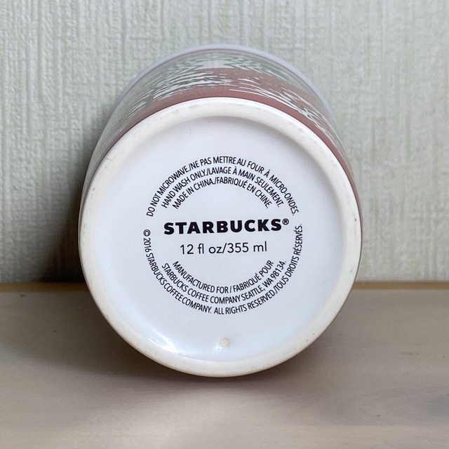 Starbucks Coffee(スターバックスコーヒー)のスタバ　タンブラー　陶器 インテリア/住まい/日用品のキッチン/食器(タンブラー)の商品写真