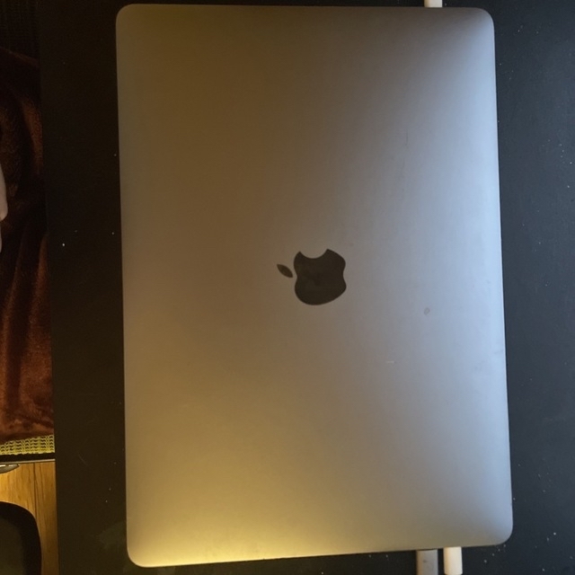 MacBook pro2018 touch bar 256g 1
