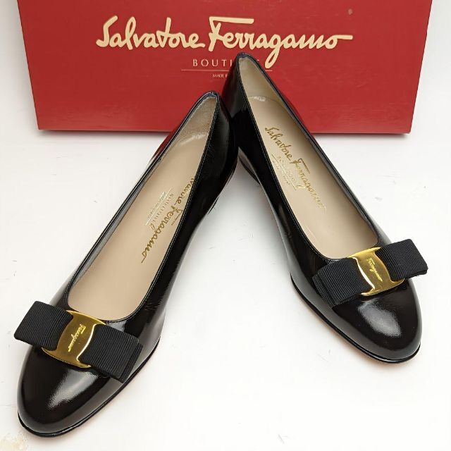 Salvatore Ferragamo - 未使用美品フェラガモFerragamo ヴァラパンプス