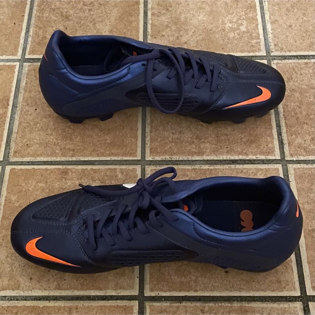 NIKE(ナイキ)のナイキ CTR360 ネイビー スポーツ/アウトドアのサッカー/フットサル(シューズ)の商品写真