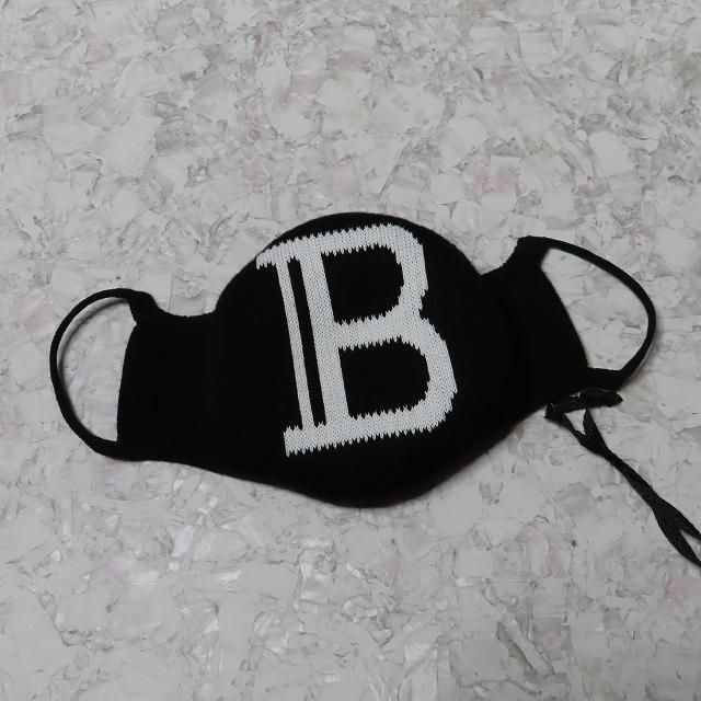 BALMAIN(バルマン)の未使用品BALMAINロゴファッションマスクブランドカッコイイオシャレ黒ブラック レディースのアクセサリー(その他)の商品写真