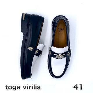 トーガビリリース(TOGA VIRILIS)の41 26cm TOGA VIRILIS レザー  メタル ローファー ブラック(ドレス/ビジネス)