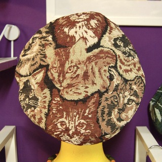 猫柄ゴブラン織　ベレー帽: ブラウン(ハンチング/ベレー帽)