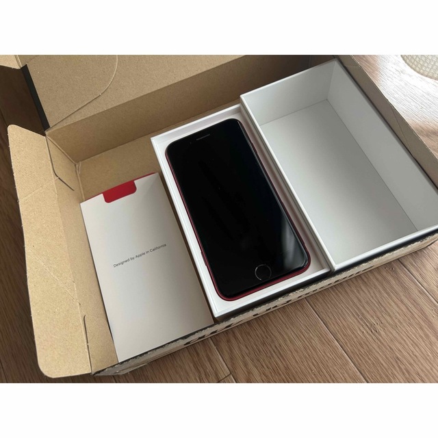 iPhone(アイフォーン)のiPhone8  64GB  (PRODUCT)RED スマホ/家電/カメラのスマートフォン/携帯電話(スマートフォン本体)の商品写真