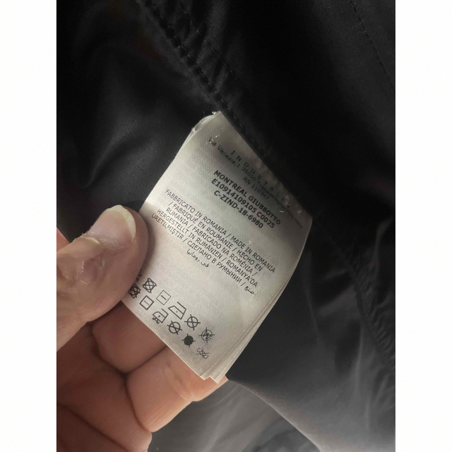MONCLER(モンクレール)のモンクレール　ナイロンパーカー メンズのジャケット/アウター(ナイロンジャケット)の商品写真