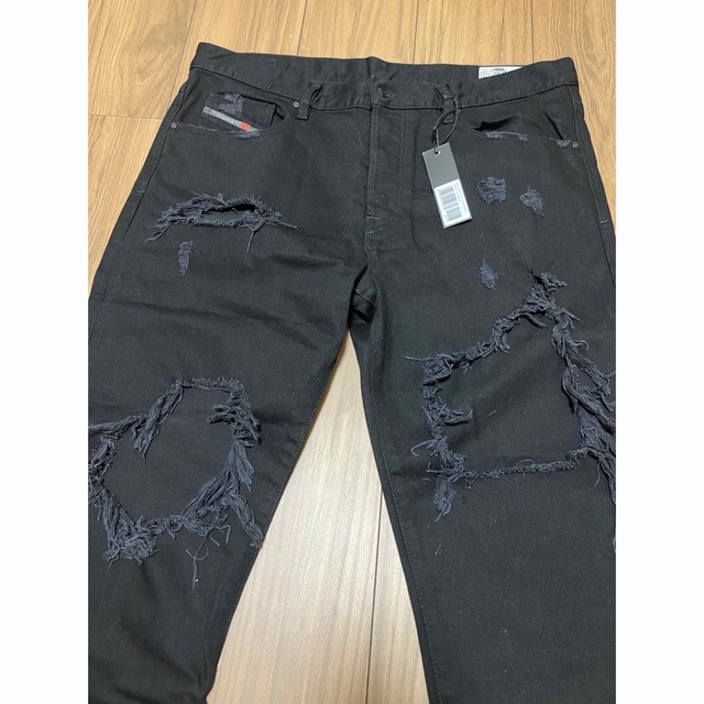 DIESEL(ディーゼル)のディーゼル 黒パンツ スキニー 新品タグ付き メンズのパンツ(デニム/ジーンズ)の商品写真