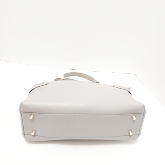 Furla(フルラ)のフルラ ハンドバッグ - グレー レザー レディースのバッグ(ハンドバッグ)の商品写真