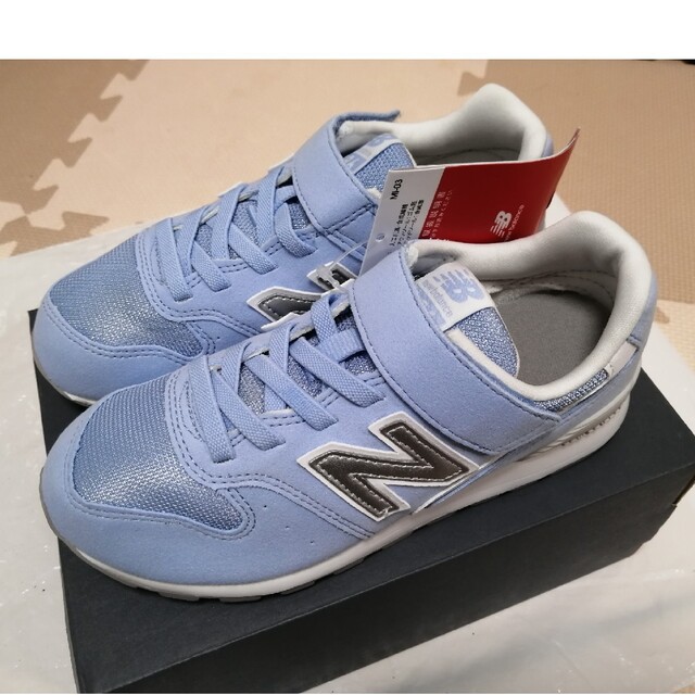 New Balance(ニューバランス)の【新品♪】ニューバランス　スニーカー　21cm キッズ/ベビー/マタニティのキッズ靴/シューズ(15cm~)(スニーカー)の商品写真