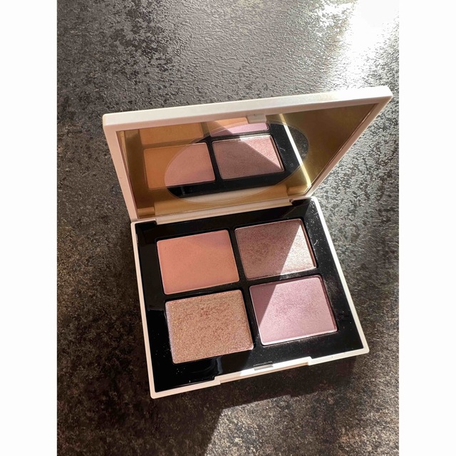 NARS(ナーズ)のナーズ　アイシャドウ コスメ/美容のベースメイク/化粧品(アイシャドウ)の商品写真