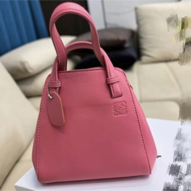 LOEWE ショルダーバッグ