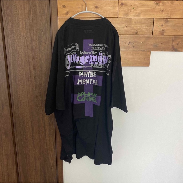 当店の記念日 vetements Tシャツ+カットソー(半袖+袖なし) - hesnor.com