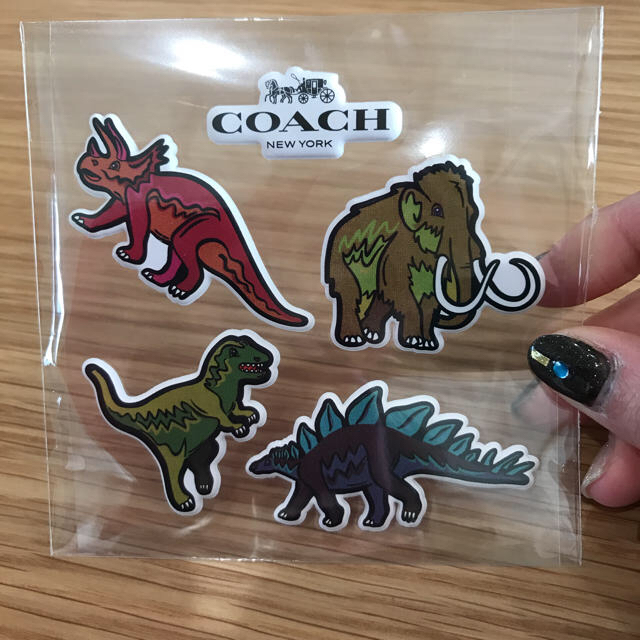 COACH(コーチ)のcoach 恐竜シール インテリア/住まい/日用品の文房具(その他)の商品写真