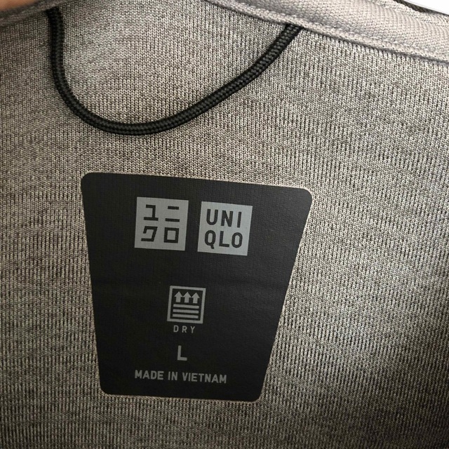 UNIQLO(ユニクロ)のユニクロ　ウルトラストレッチドライスウェットパーカー　L 2021年 メンズのトップス(パーカー)の商品写真