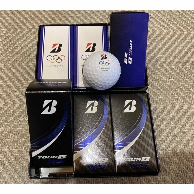 BRIDGESTONE(ブリヂストン)のBRIDGESTONE TourB XS (含五輪ロゴ)12個 スポーツ/アウトドアのゴルフ(その他)の商品写真