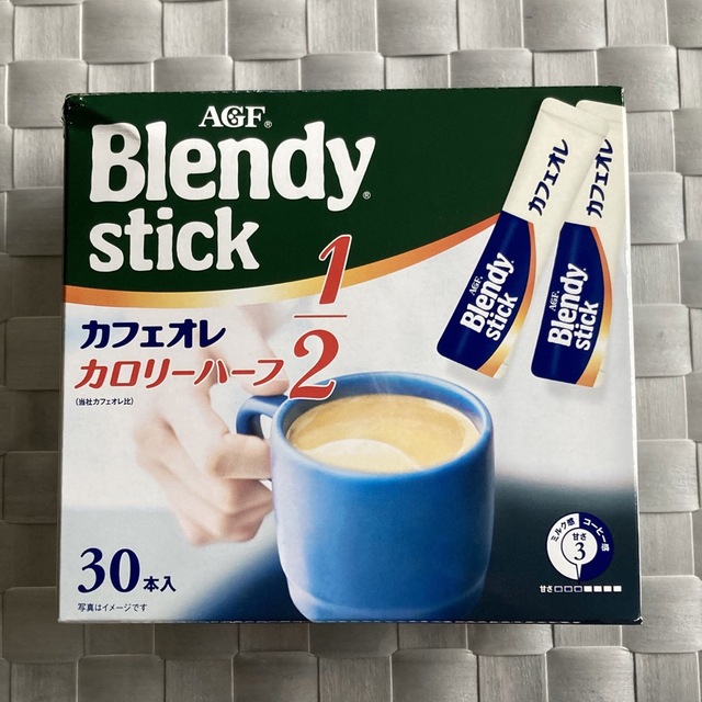 AGF(エイージーエフ)のブレンディ スティックカフェオレカロリーハーフ30本 食品/飲料/酒の飲料(コーヒー)の商品写真