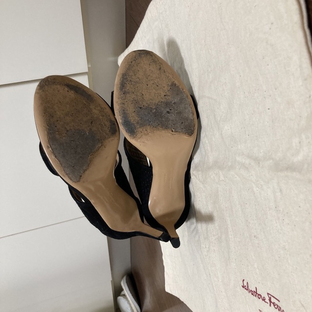 Salvatore Ferragamo(サルヴァトーレフェラガモ)のフェラガモ　ヒールサンダル　5C レディースの靴/シューズ(サンダル)の商品写真