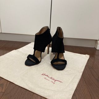 サルヴァトーレフェラガモ(Salvatore Ferragamo)のフェラガモ　ヒールサンダル　5C(サンダル)