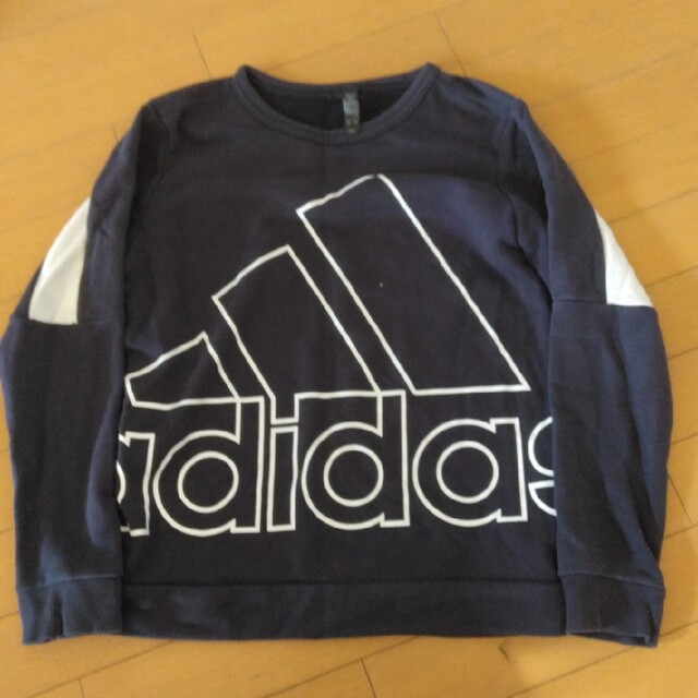 adidas(アディダス)の150㎝　アディダス　スエット キッズ/ベビー/マタニティのキッズ服男の子用(90cm~)(Tシャツ/カットソー)の商品写真