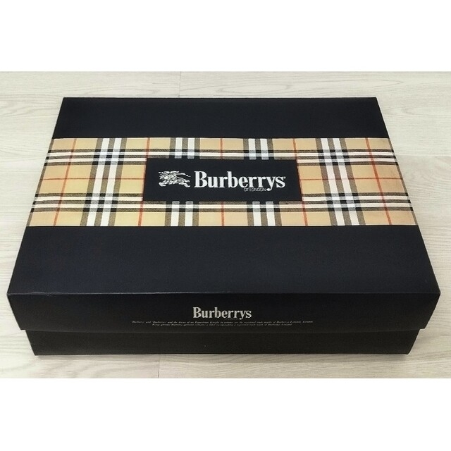 BURBERRY(バーバリー)の決算セール【新品未使用】Burberry バーバリー タオルケット キッズ/ベビー/マタニティの寝具/家具(タオルケット)の商品写真