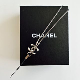 シャネル(CHANEL)のCHANEL 携帯ストラップ(ストラップ/イヤホンジャック)